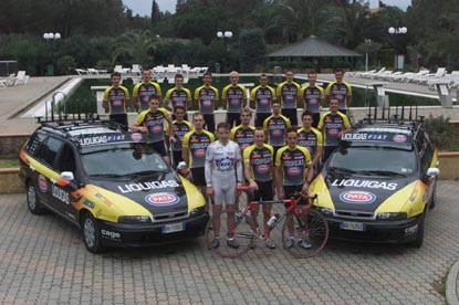 Il nuovo team Liquigas Pata 2001.